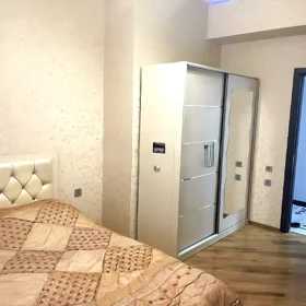 In Baku 96.0 m² apartment is for sale - Image 5