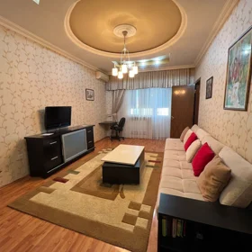 In Baku 65.0 m² apartment is for rent - Image 2