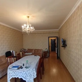 In Khirdalan 65.0 m² apartment is for sale - Image 2