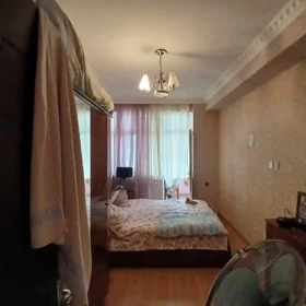 In Khirdalan 65.0 m² apartment is for sale - Image 3