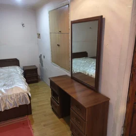 In Baku 45.0 m² house with 2.0 rooms is for rent - Image 2