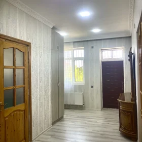 In Baku 110.0 m² house with 4.0 rooms is for sale - Image 5
