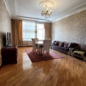 In Baku 100.0 m² apartment is for rent - Image 3