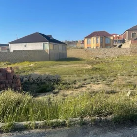 In Baku nan acre land is for sale - Image 2