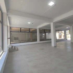 In Khirdalan 125.0 m² commercial is for rent - Image 4
