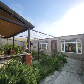 In Baku 300.0 m² house with 5.0 rooms is for sale - Image 5