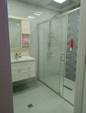 In Baku 125.0 m² apartment is for rent - Image 5