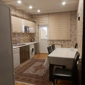 In Baku 98.0 m² apartment is for rent - Image 2