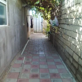 In Khirdalan 25.0 m² house with 1.0 rooms is for rent