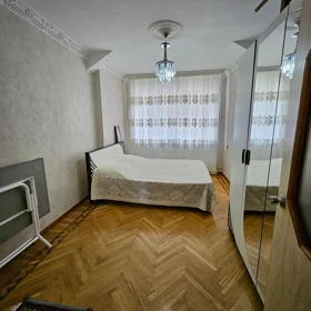In Baku 100.0 m² apartment is for rent - Image 5