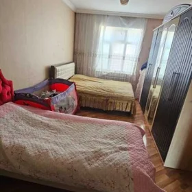 In Baku 60.0 m² apartment is for sale - Image 2