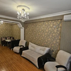 In Baku 65.0 m² apartment is for rent - Image 3