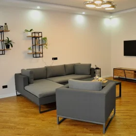 In Baku 141.0 m² apartment is for rent - Image 3