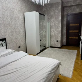 In Baku 170.0 m² apartment is for rent - Image 3