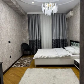 In Baku 170.0 m² apartment is for rent - Image 4
