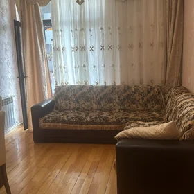 In Baku 70.0 m² apartment is for rent - Image 3