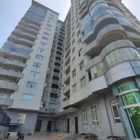 In Baku 70.0 m² apartment is for rent - Image 2