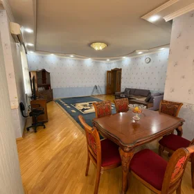 In Baku 150.0 m² apartment is for rent - Image 5