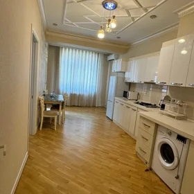 In Baku 105.0 m² apartment is for rent - Image 2