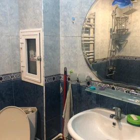 In Baku 50.0 m² apartment is for sale - Image 3