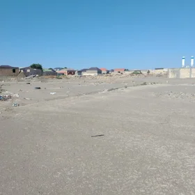 In Baku nan acre land is for sale - Image 3