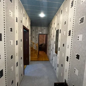 In Baku 100.0 m² house with 3.0 rooms is for rent - Image 3