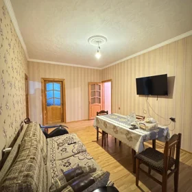 In Baku 120.0 m² apartment is for sale - Image 2