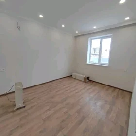 In Baku 74.0 m² house with 3.0 rooms is for sale - Image 3