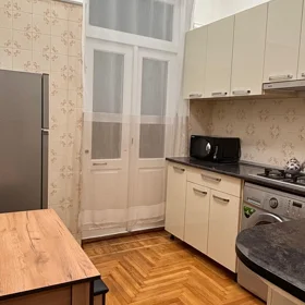 In Baku 60.0 m² apartment is for rent - Image 5