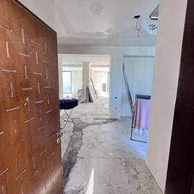 In Baku 200.0 m² house with 6.0 rooms is for sale - Image 5