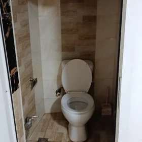 In Baku 75.0 m² house with 3.0 rooms is for rent - Image 4