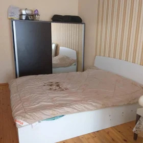 In Baku 75.0 m² apartment is for rent - Image 4