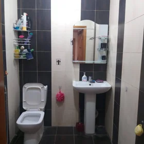 In Baku 75.0 m² apartment is for rent - Image 5