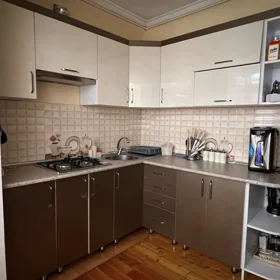 In Baku 70.0 m² apartment is for sale - Image 5