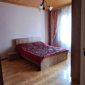 In Baku 80.0 m² apartment is for rent - Image 3