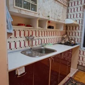 In Baku 80.0 m² apartment is for rent - Image 4