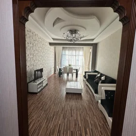 In Baku 105.0 m² apartment is for rent - Image 3