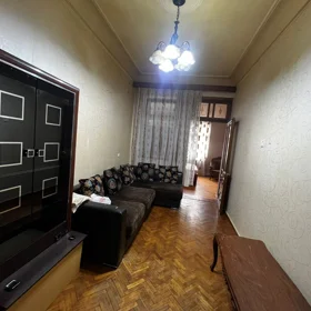 In Baku 80.0 m² apartment is for rent - Image 3