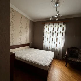 In Baku 80.0 m² apartment is for rent - Image 4