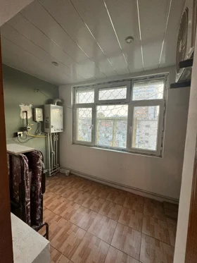 In Baku 60.0 m² apartment is for rent - Image 3