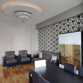 In Baku 85.0 m² apartment is for sale - Image 2