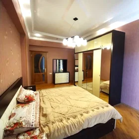 In Baku 90.0 m² apartment is for rent - Image 4
