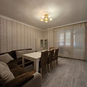 In Baku 50.0 m² apartment is for sale - Image 2