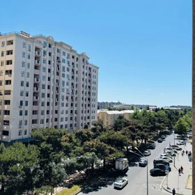 In Baku 88.0 m² apartment is for sale - Image 2