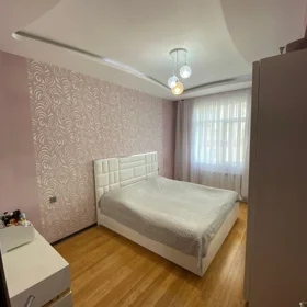 In Baku 92.0 m² apartment is for sale - Image 4