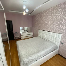 In Baku 92.0 m² apartment is for sale - Image 5
