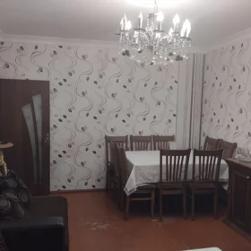 In Sumgayit 93.0 m² apartment is for sale - Image 2