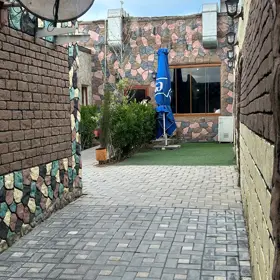 In Baku 180.0 m² commercial is for sale - Image 4