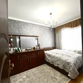In Baku 100.0 m² house with 3.0 rooms is for sale - Image 3