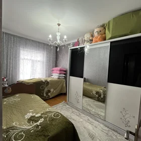 In Baku 100.0 m² house with 3.0 rooms is for sale - Image 5